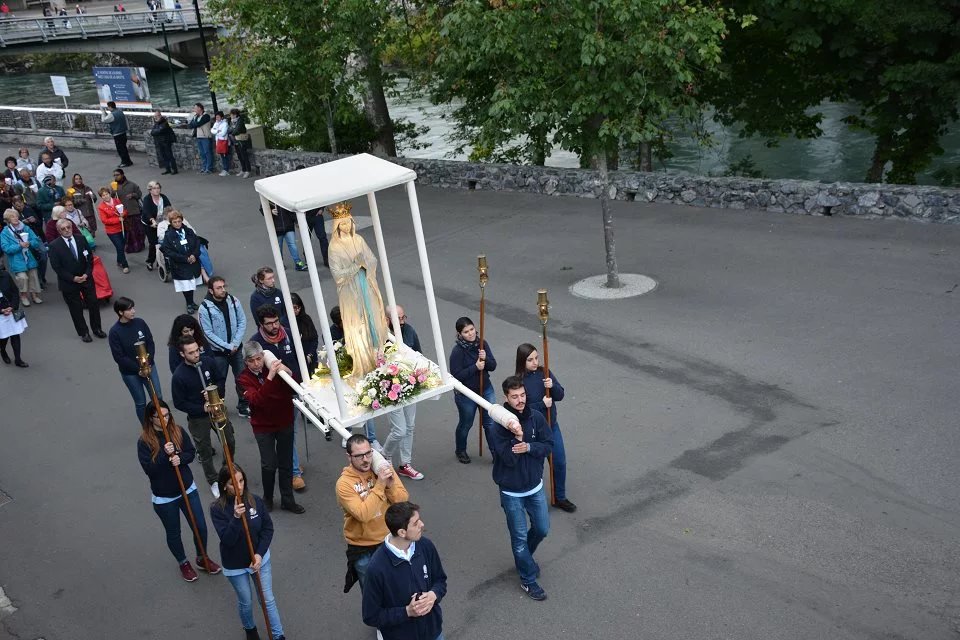 image029